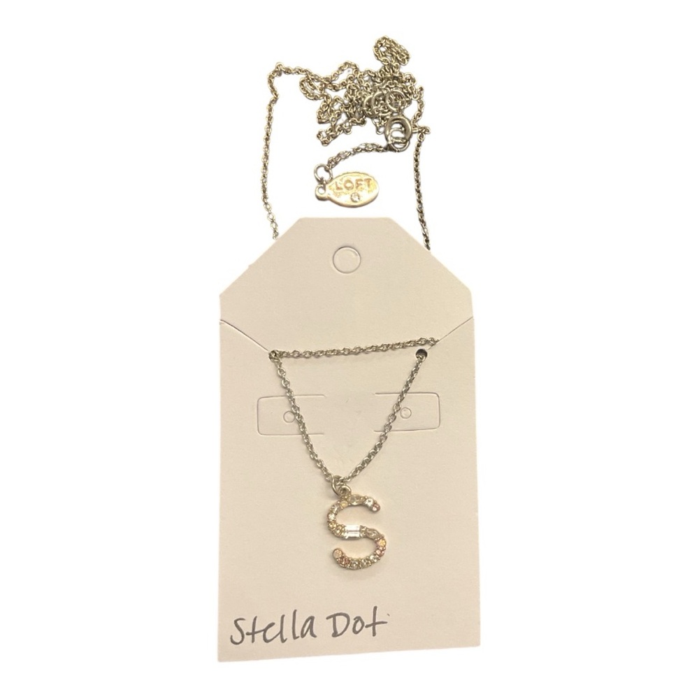 Stella & Dot Gold 'S' Pendant Necklace
